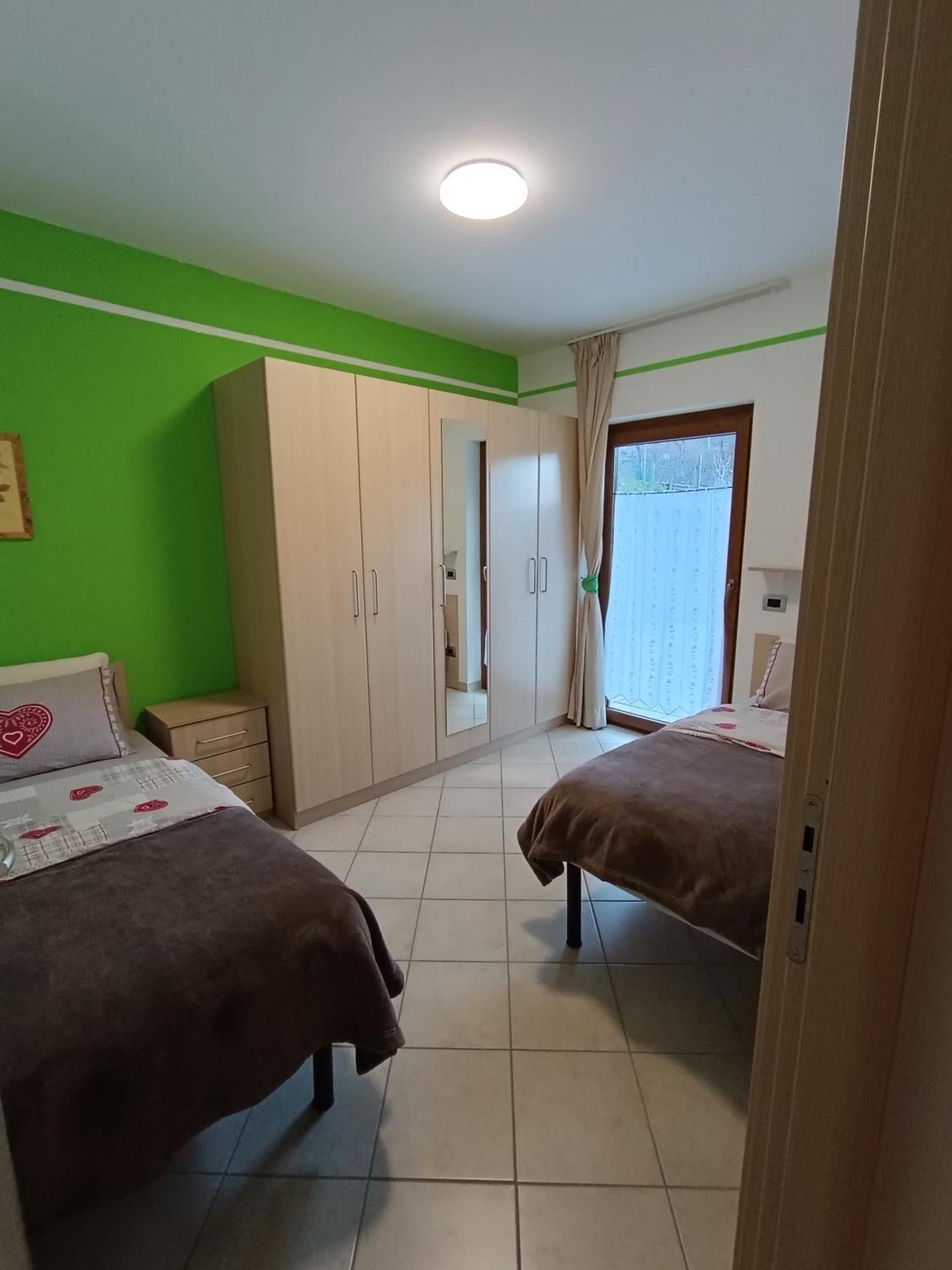 Apartamento Pisolo Selvaggio Tirano Habitación foto