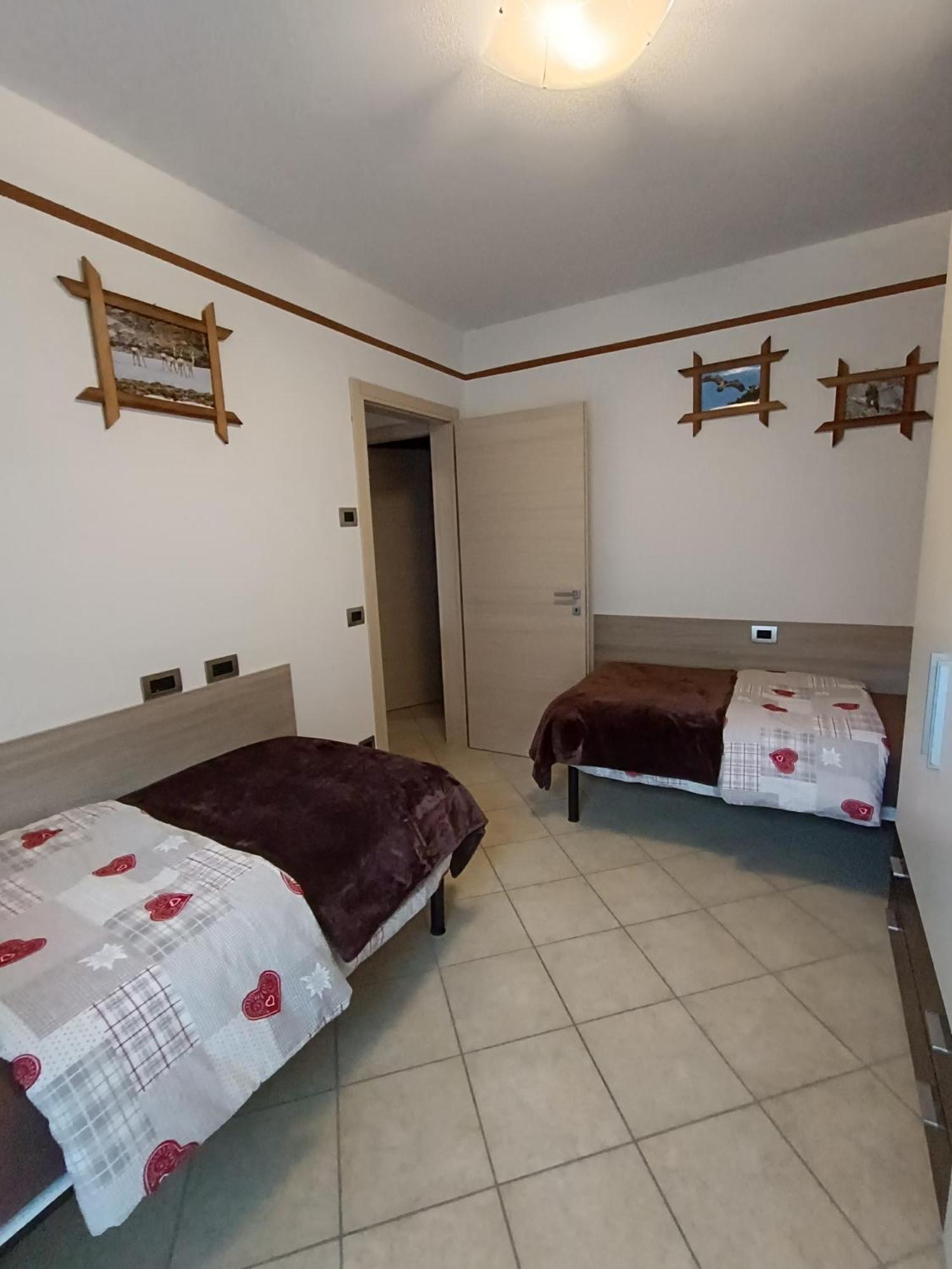 Apartamento Pisolo Selvaggio Tirano Habitación foto